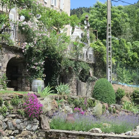 Oda ve Kahvaltı Au Prieure Saint Jean Camarès